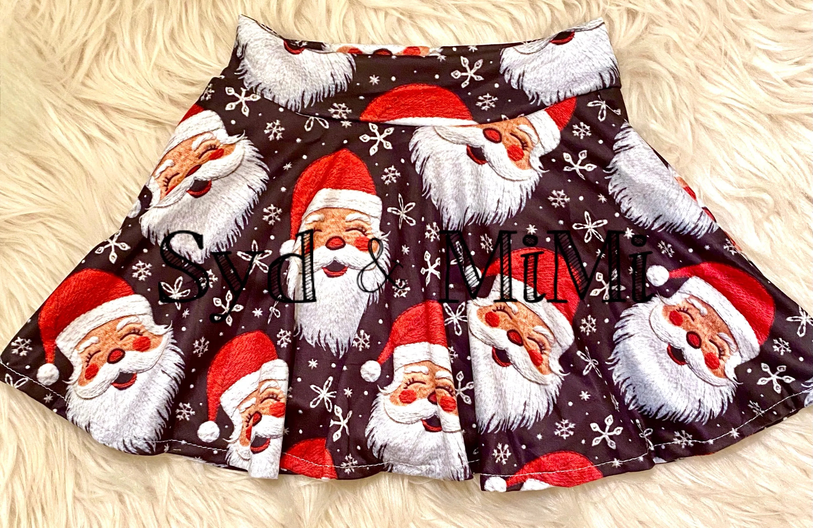 1 left! 3T ~ Twirl Skort ~ Snowy Santa