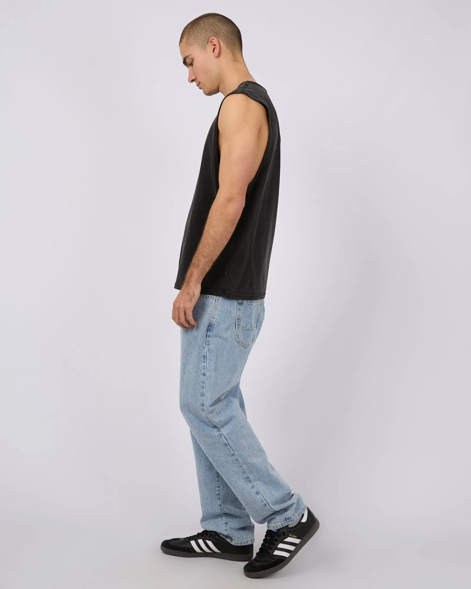 Classic Muscle Washed Black