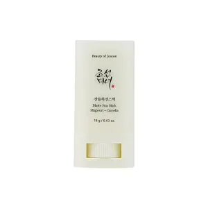 Matte Sun Stick: Mugwort   Camelia