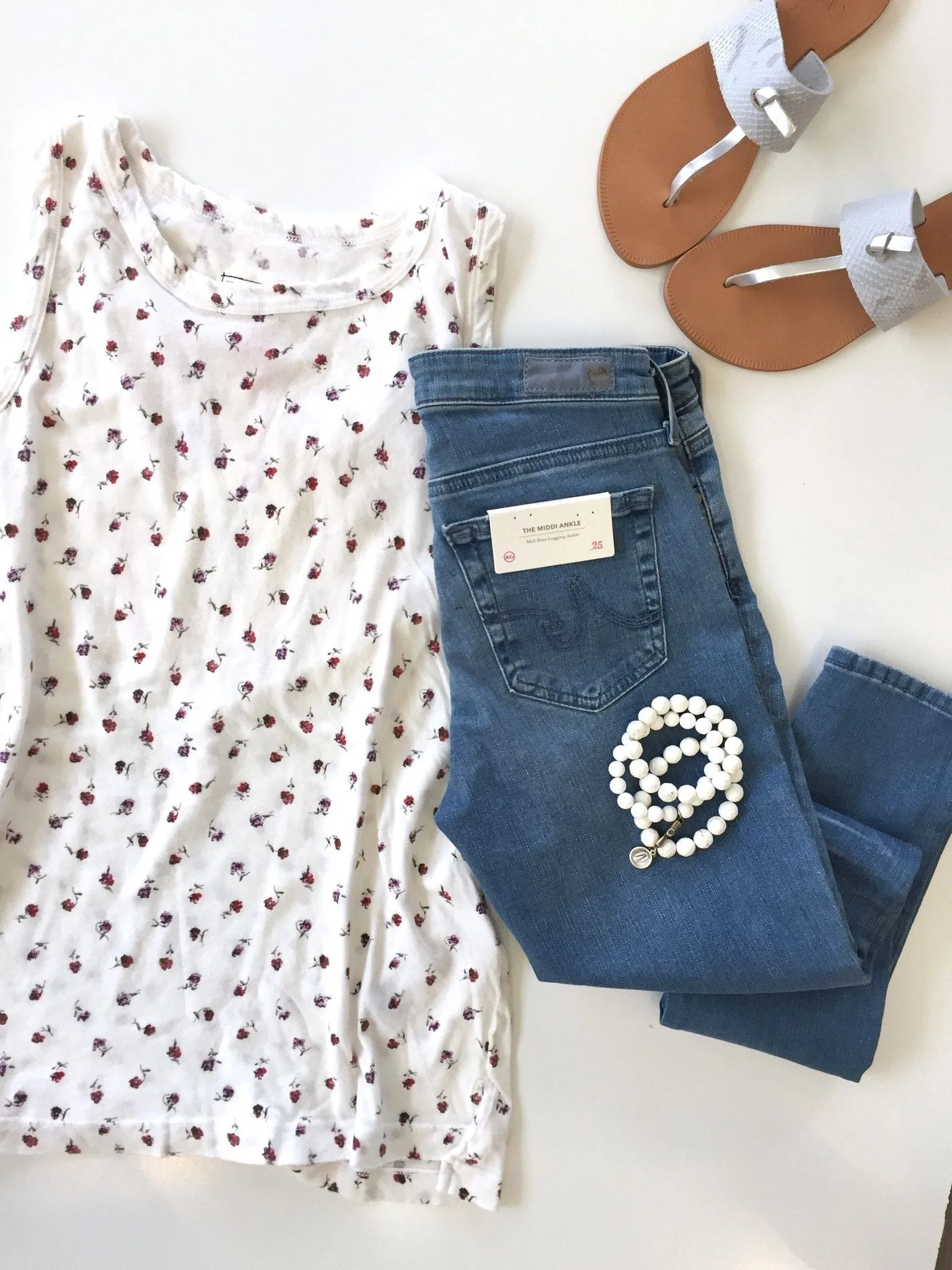 The Muscle Tee Dirty White Rose Ditsy